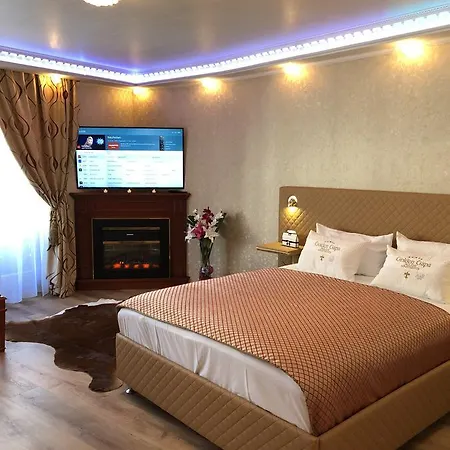 Golden Gapa Deluxe Studio 20 *